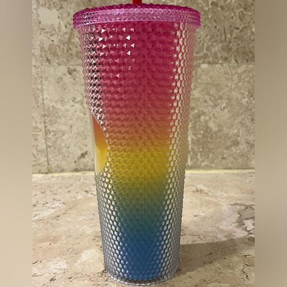 NWT 🌈 Rainbow Studded Tumbler Cold Drink Colorful 24oz - Picture 4 of 10